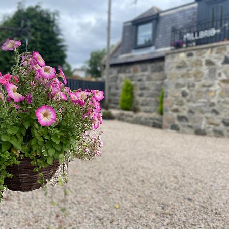 Millbrig Country Apartment Oldmeldrum ภายนอก รูปภาพ